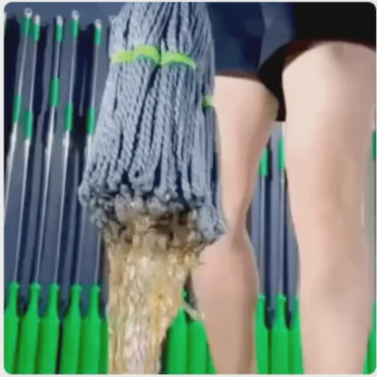 Self-twisting Water Rotating Mop